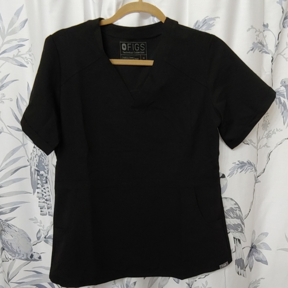 FIGS Peplum Top black size Medium